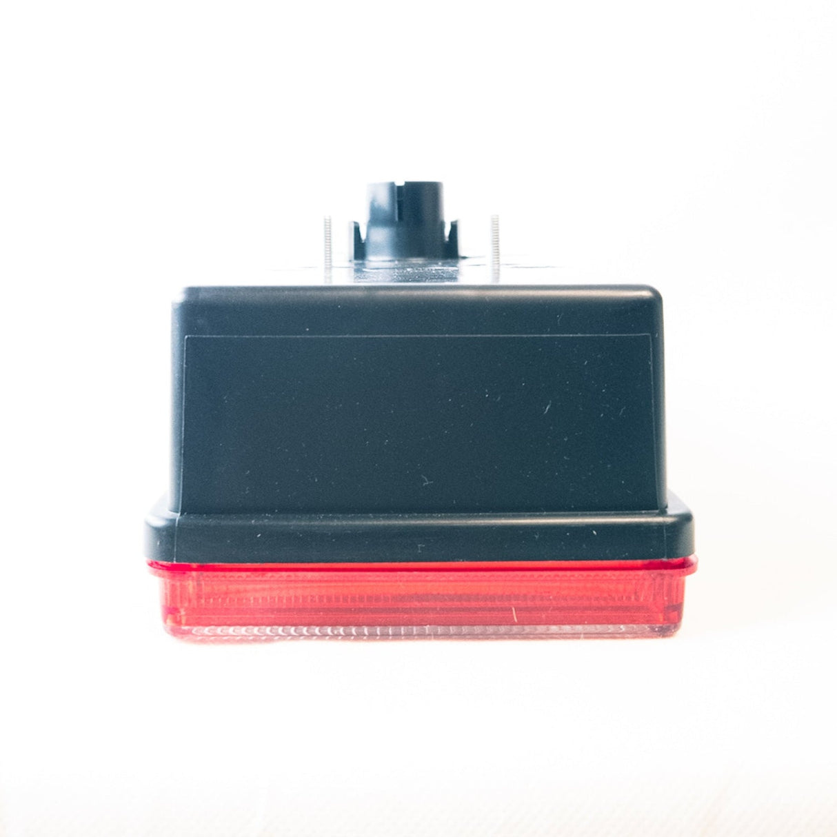 Fanale posteriore grande per Iveco - lato sinistro con illuminazione targa e posizione laterale