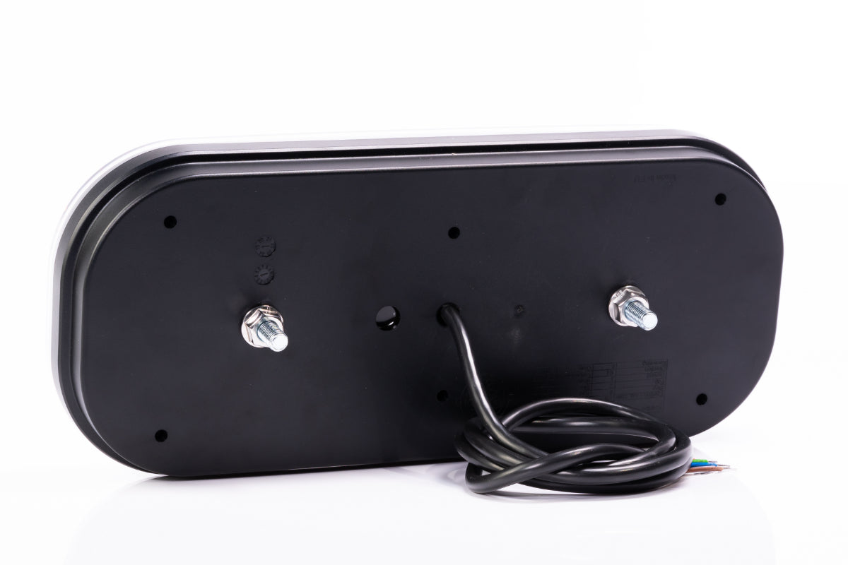 Fanale posteriore LED 6 funzioni con freccia dinamica e catarifrangente triangolare 12-36V