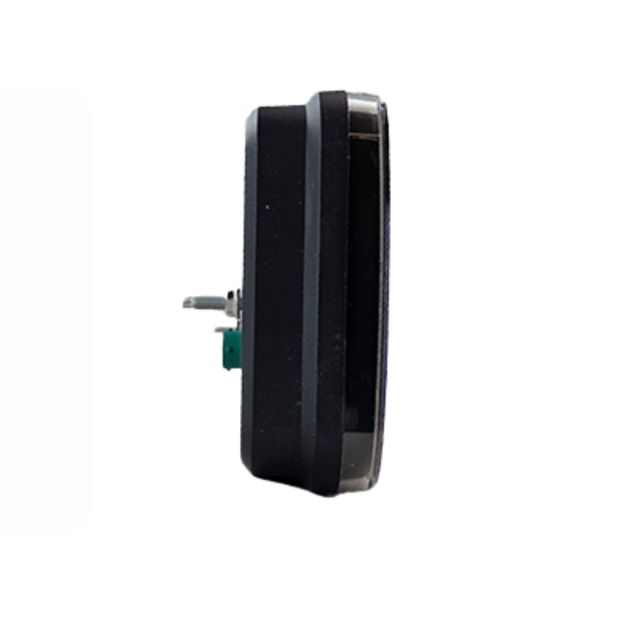 Feu arrière LED 6 fonctions avec prisme triangulaire et connecteur Canbus 12V