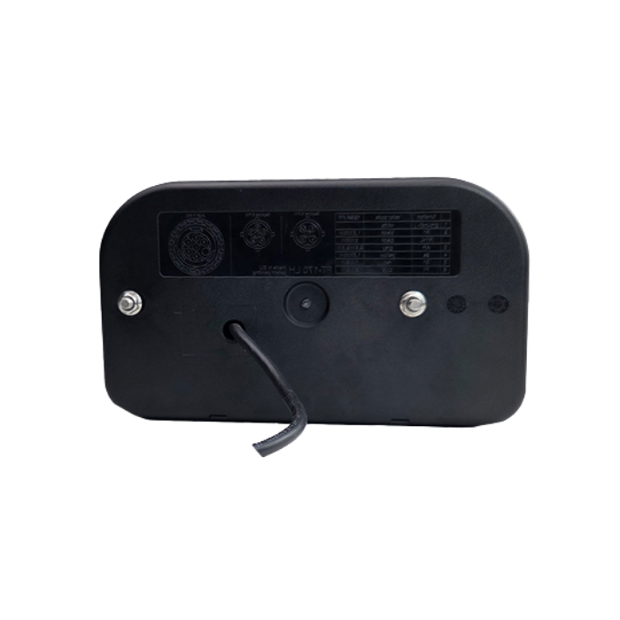 Luz trasera LED 5 funciones con prisma triangular – izquierda con luz antiniebla