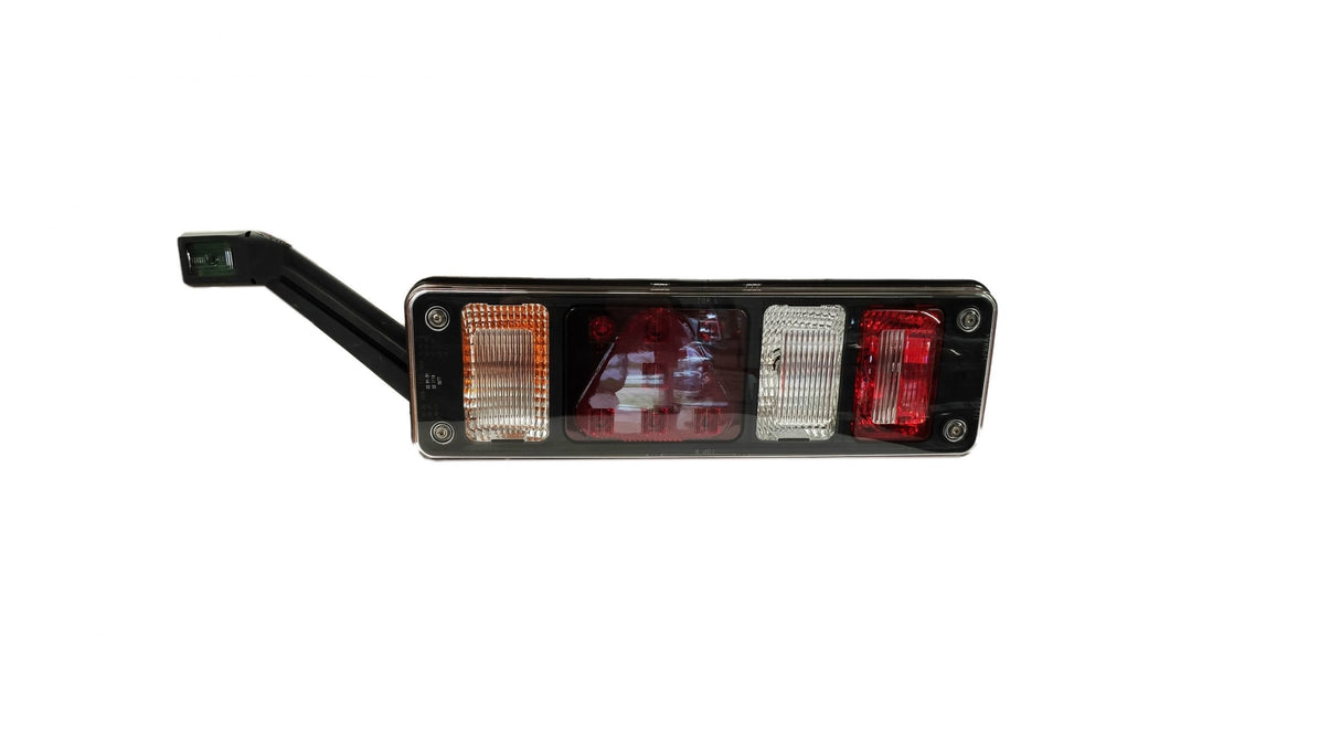 LED-Rückleuchte mit 7 Kammern und Dreieck-Reflektor für Krone Anhänger – links oder rechts